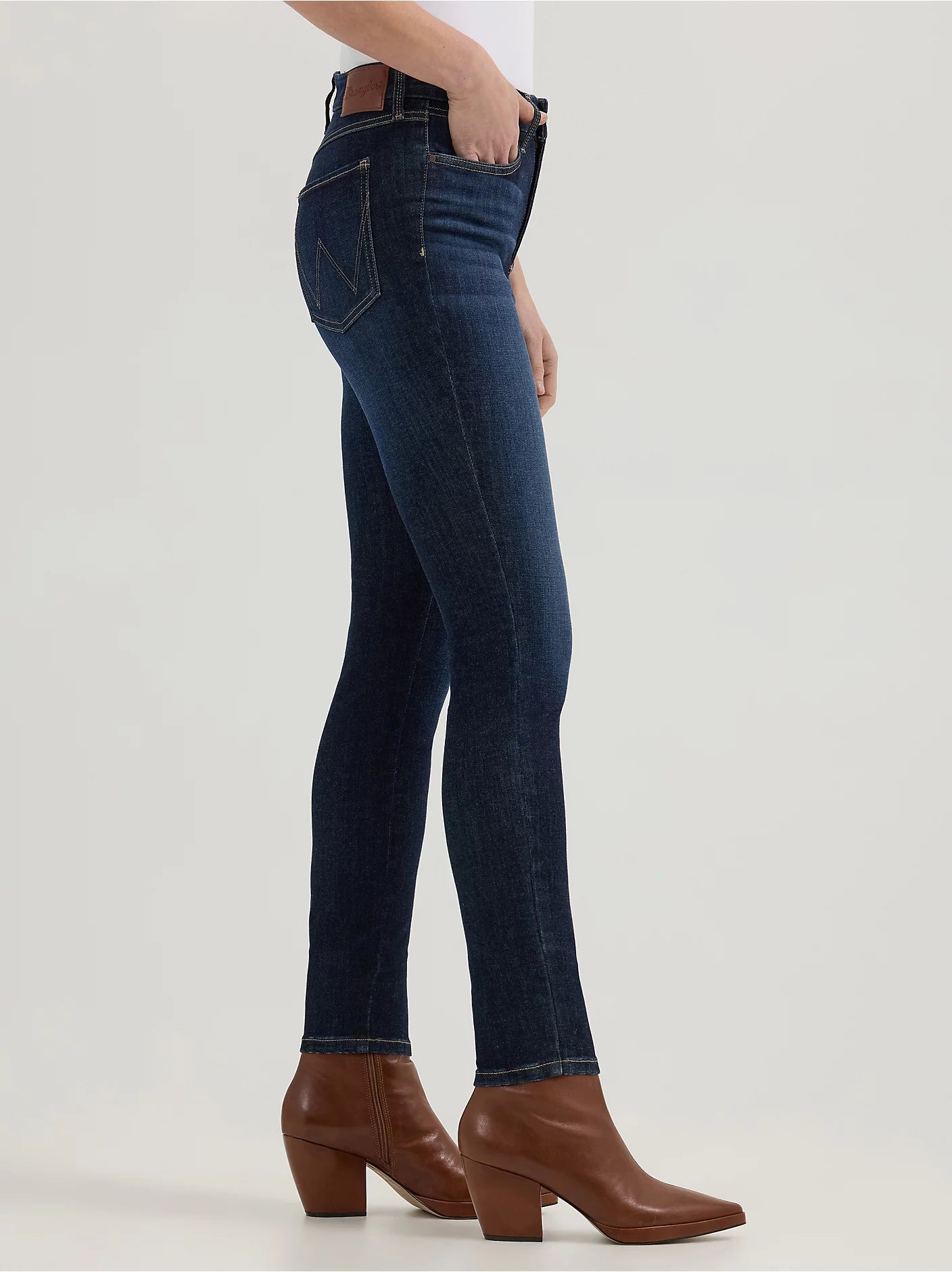 Wrangler: Women’s BESPOKE Skinny Jeans