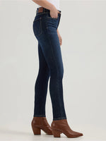 Load image into Gallery viewer, Wrangler: Women’s BESPOKE Skinny Jeans
