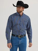 Load image into Gallery viewer, Wrangler: Men&#39;s George Strait™ Long Sleeve Button-Down One Pocket Shirt
