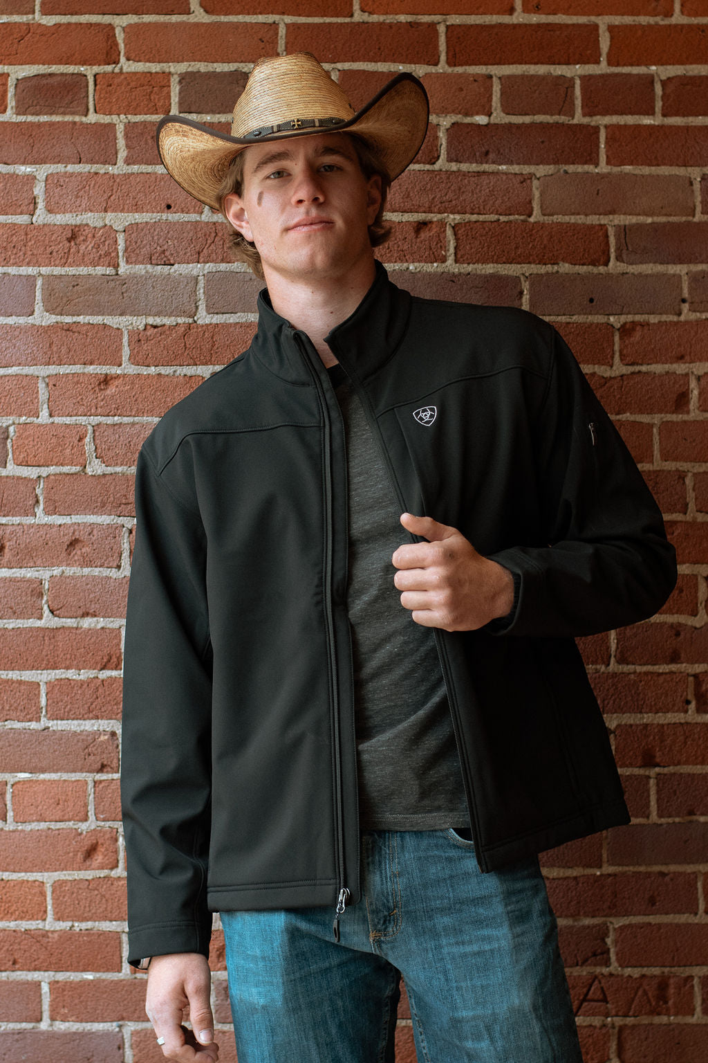 Ariat: Men's Vernon 2.0 Softshell Jacket