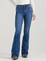 Load image into Gallery viewer, Wrangler: Retro® Bailey High-Rise Flare
