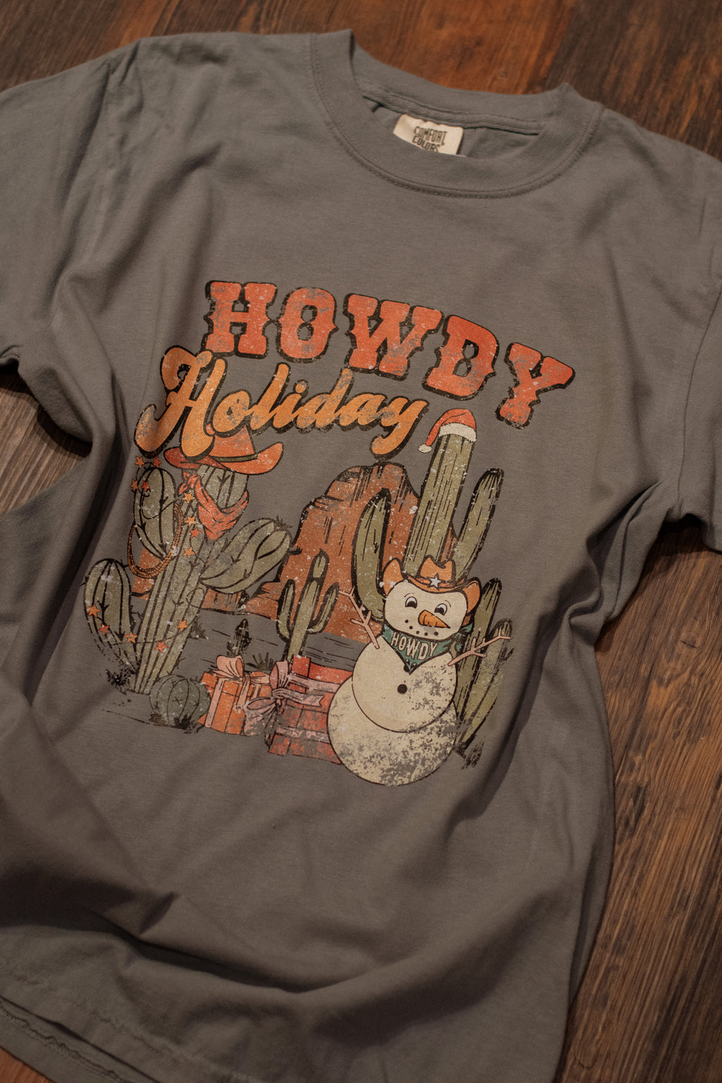 Distressed Howdy Comfort Colors Shirt